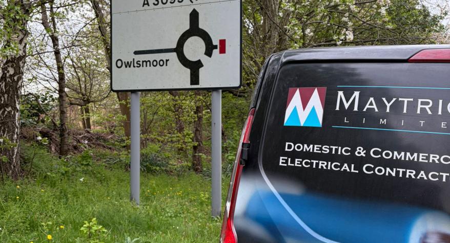 Trusted Electrician in Owlsmoor