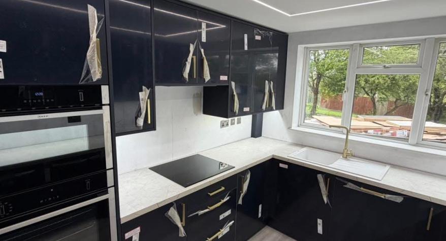 Do I need a rewire for a new kitchen? Advice from your local Blackwater Electrician.